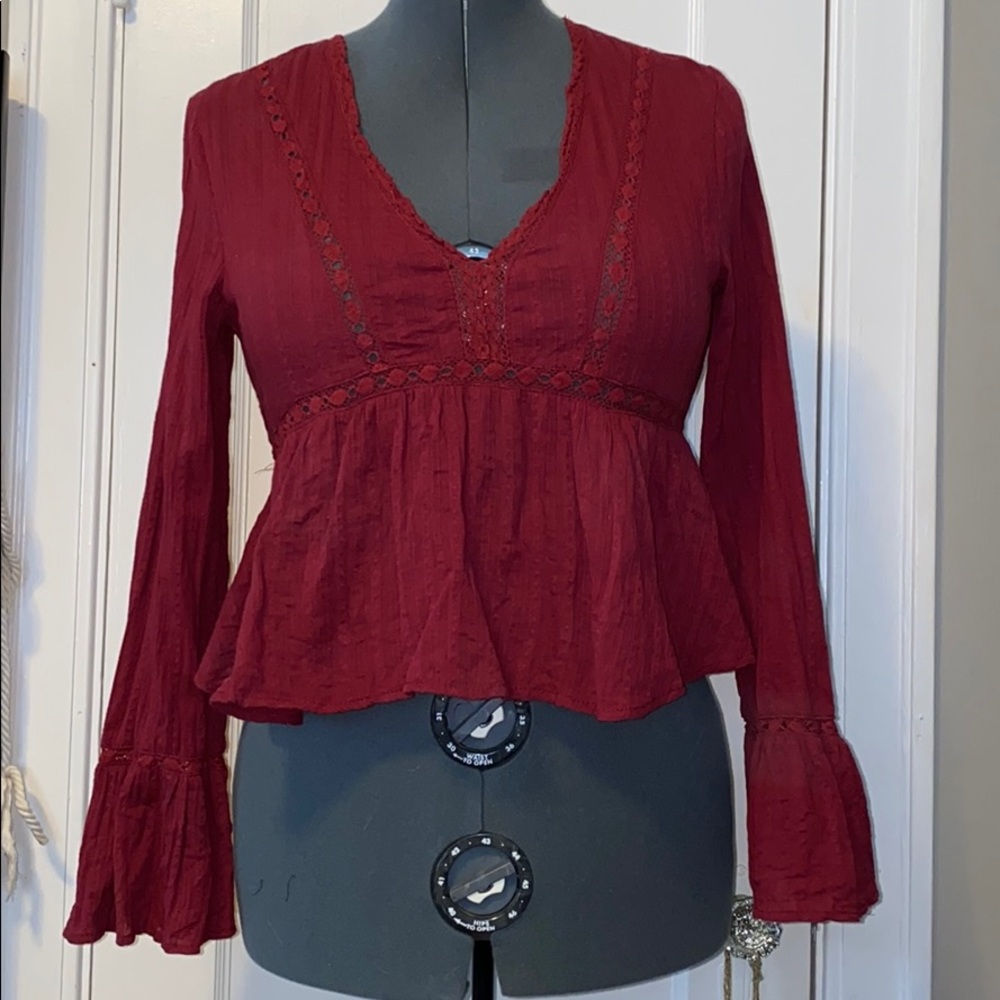 🤍 Altar’d State Burgundy Boho Top 🤍